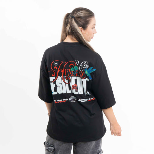 camiseta  UN HUMANO   RESILIENTE