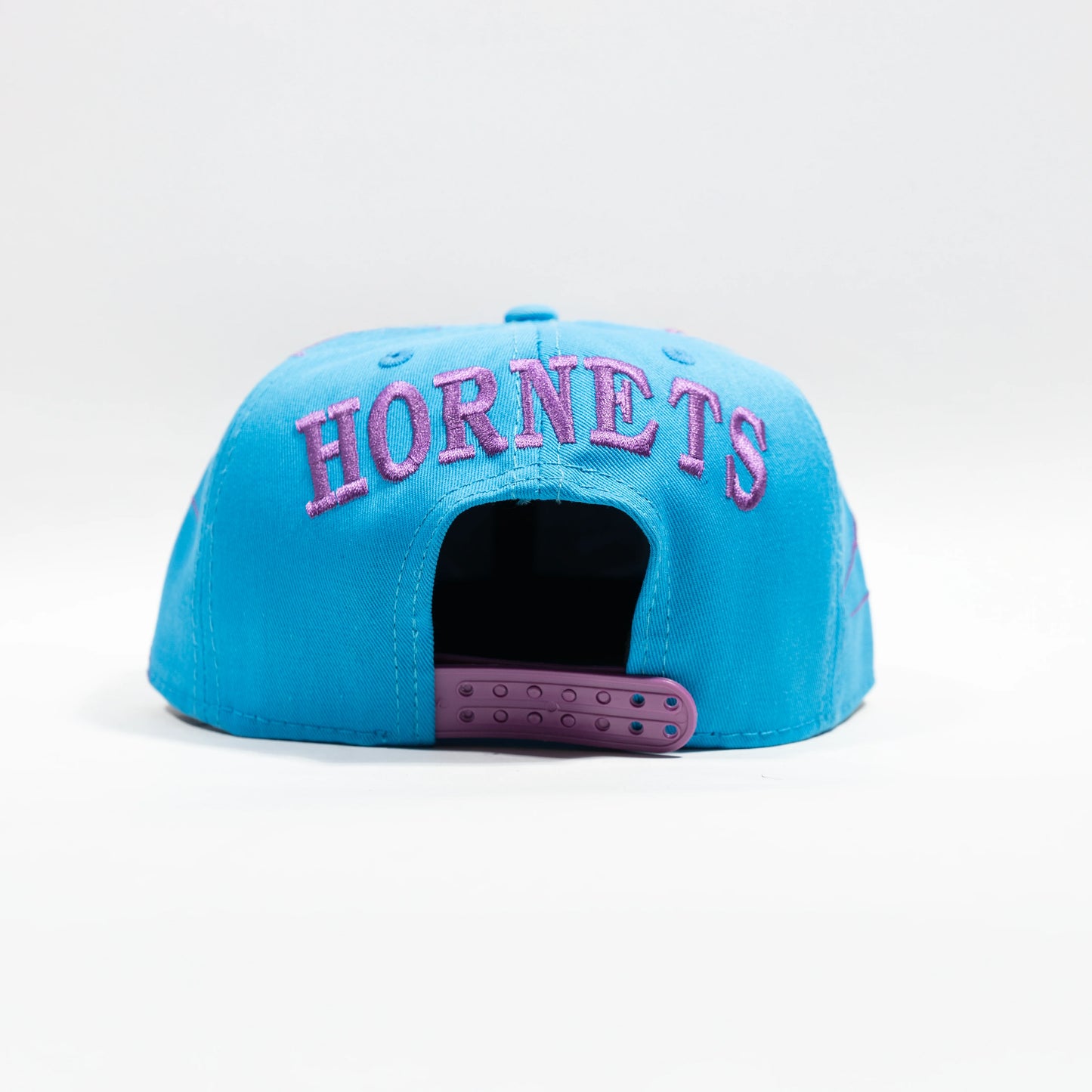 Gorra DESTELLO HORNETS