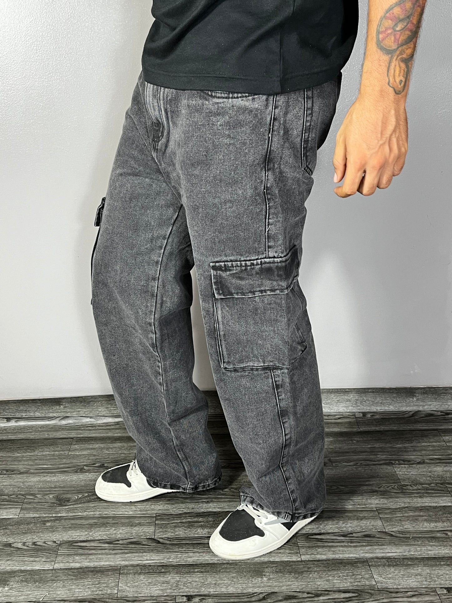 PANTALON CARGO GRIS HUMO