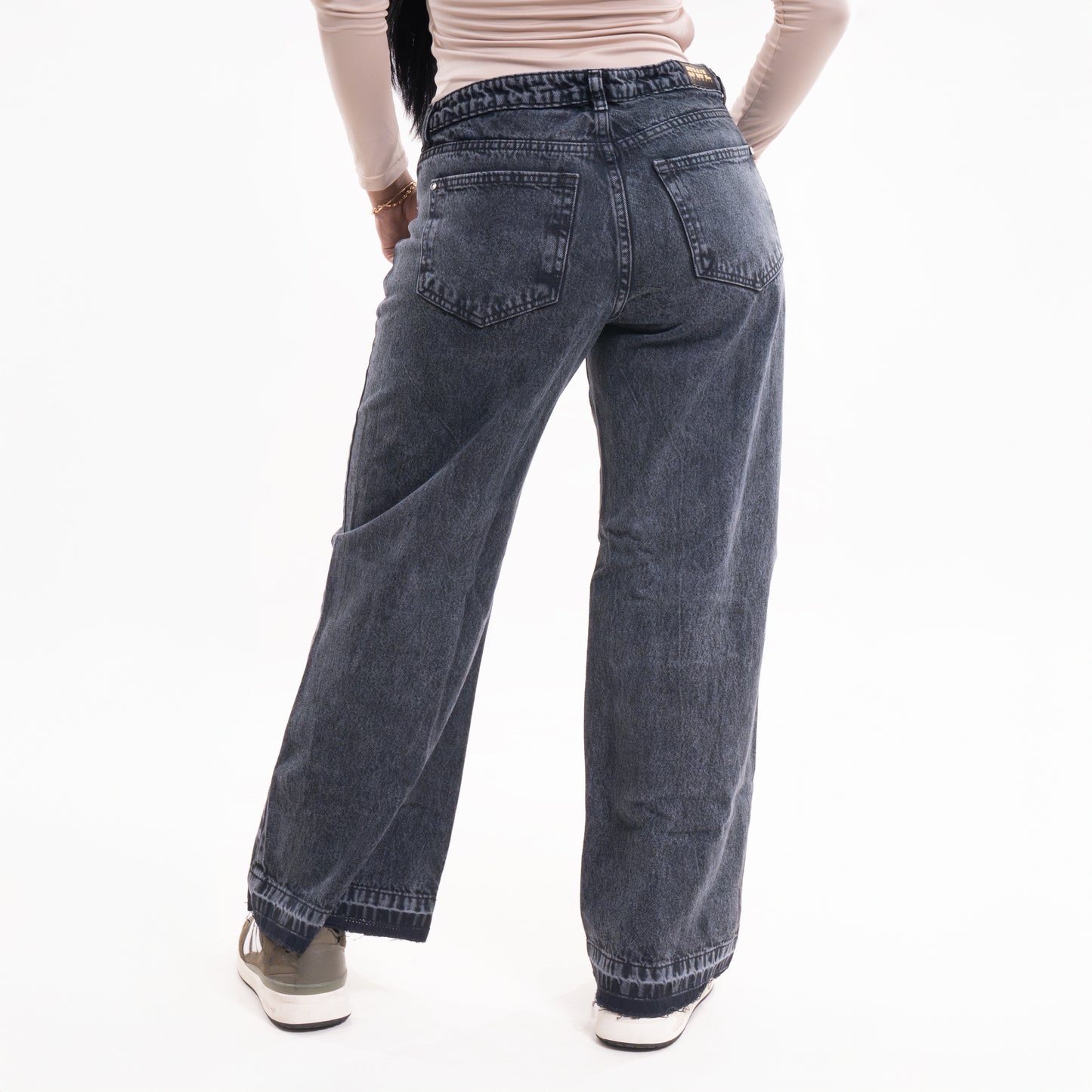 JEANS BAGGY NEGRO WASH