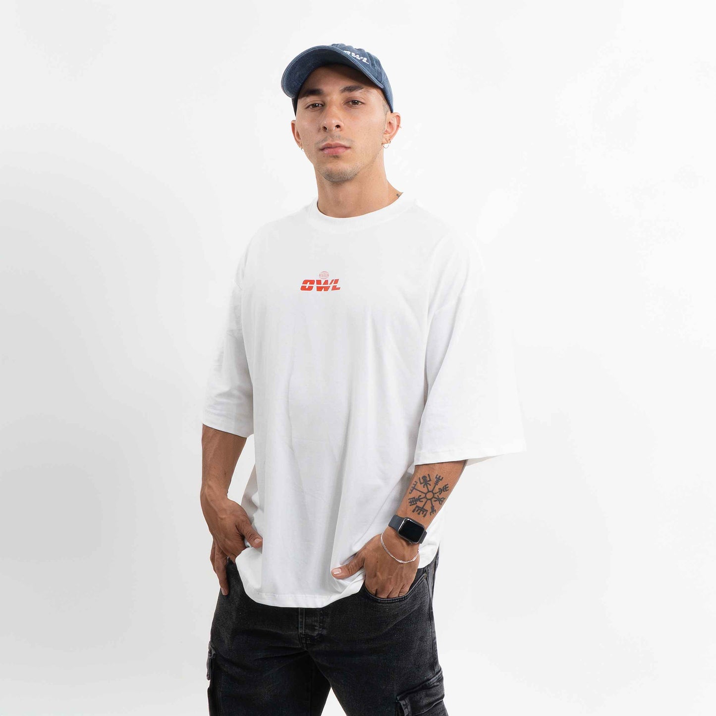 camiseta  UN HUMANO   RESILIENTE