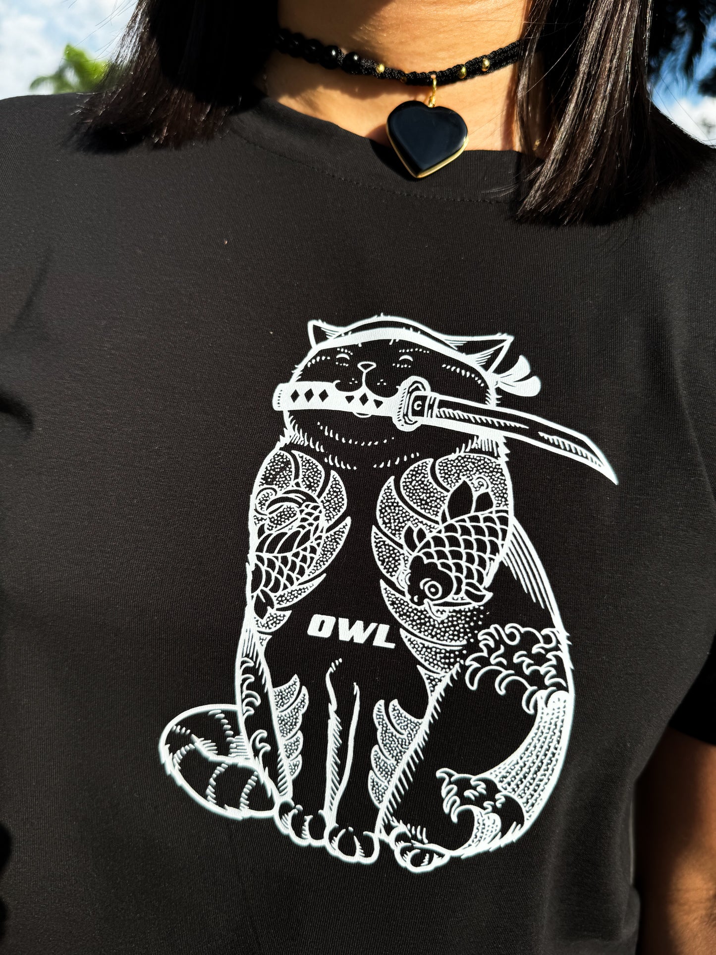 BLUSA CROP TOP GATO YAKUZA