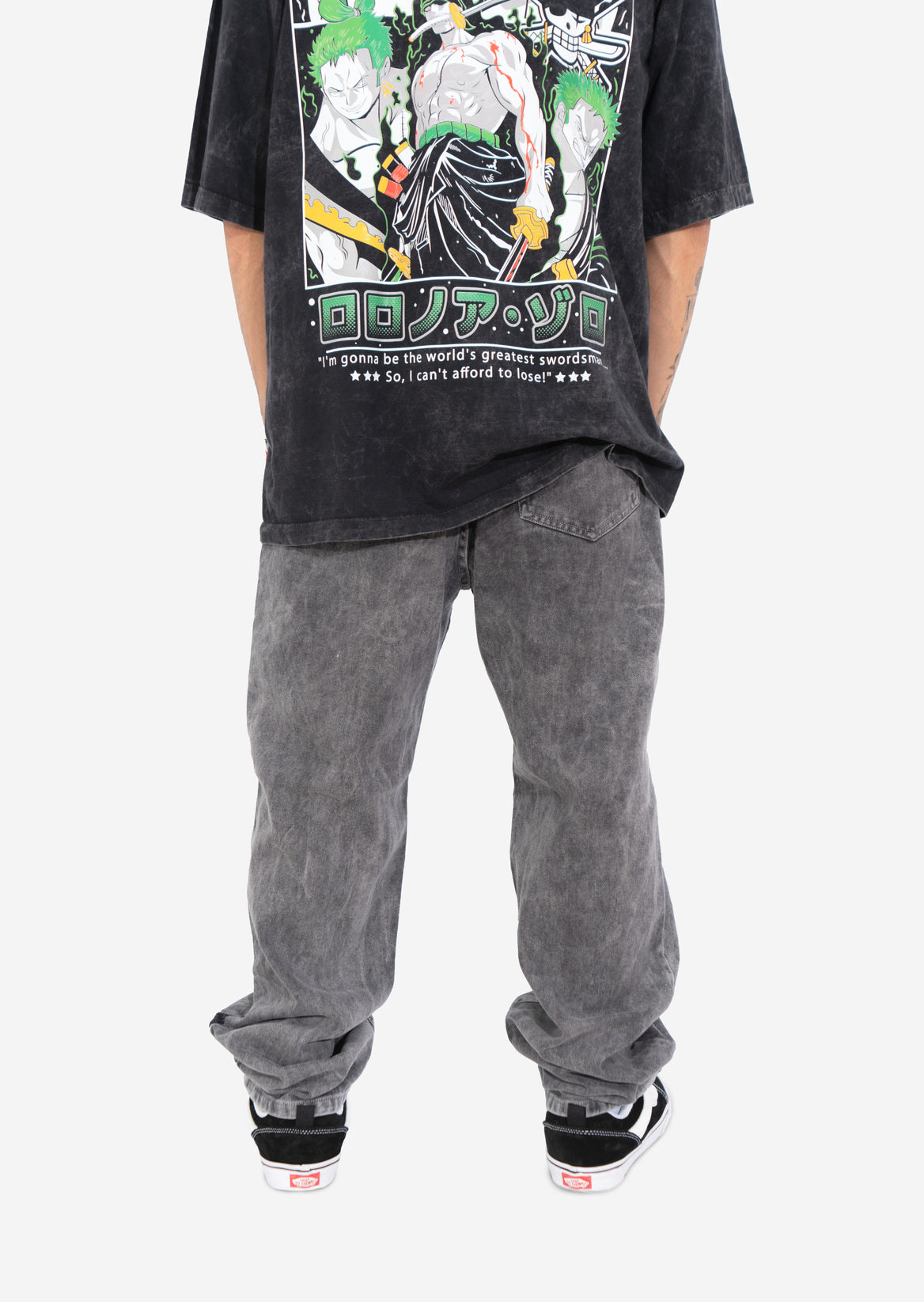 PANTALON BAGGY GRIS CON ROTOS