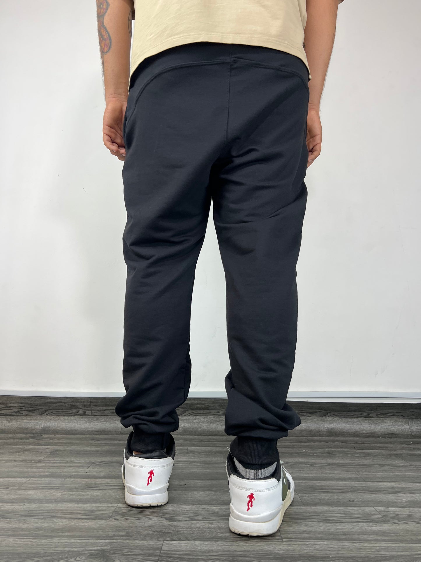 JOGGER NEGRO