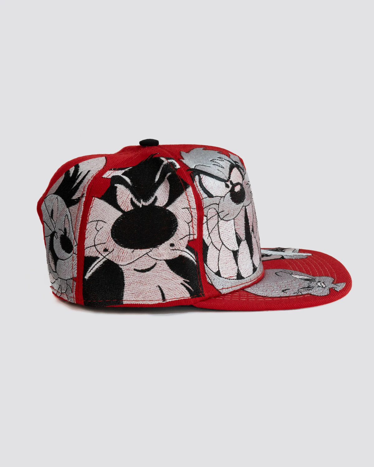 Gorra looney tunes CARAS ROJA lado