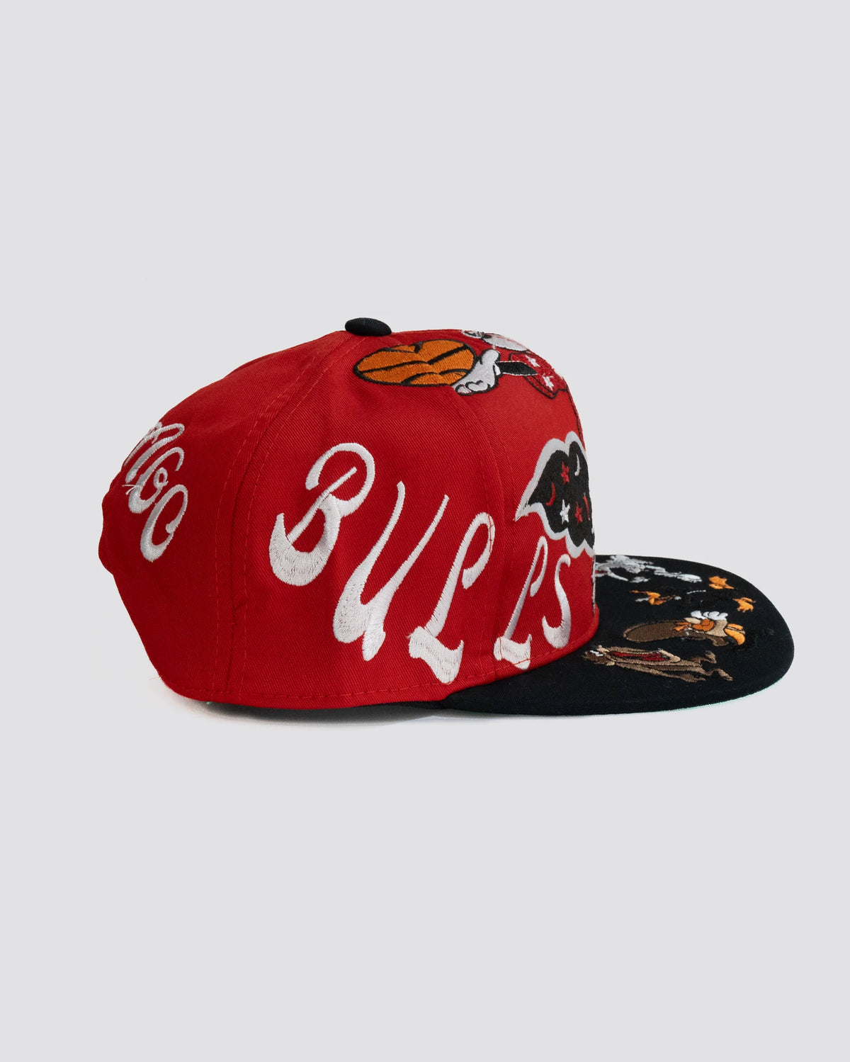 Gorra looney tunes CHICAGO BULLS lado