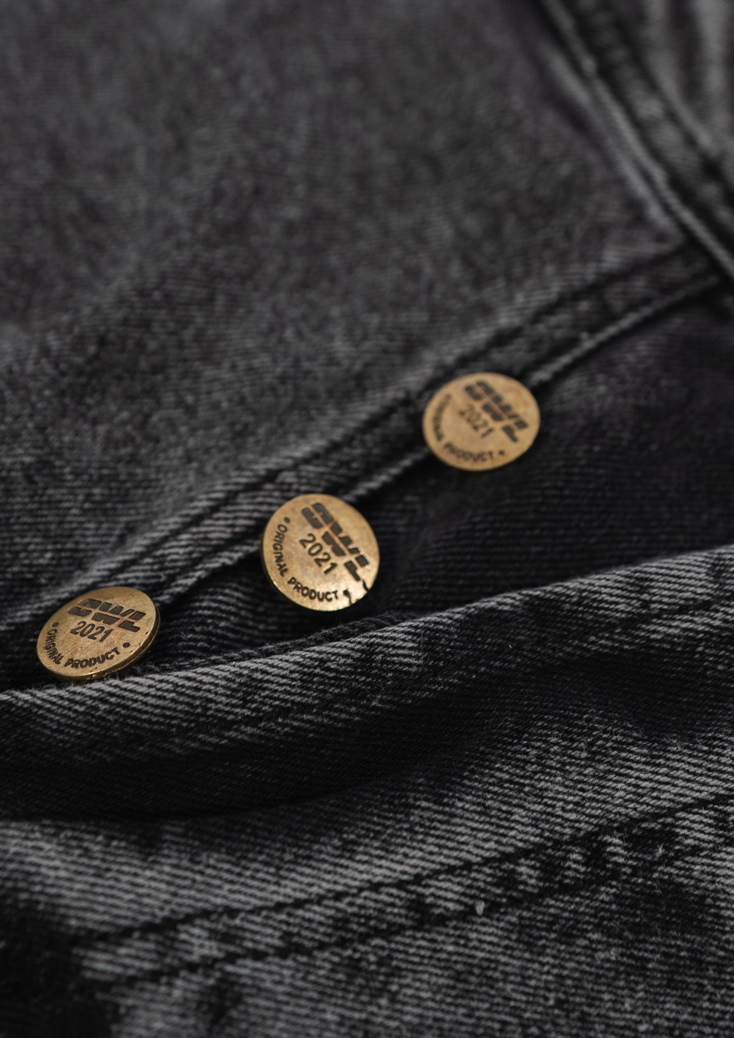 JEAN 4 BOLSILLOS NEGRO WASH