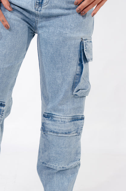 JEANS CARGO AZUL CLARO