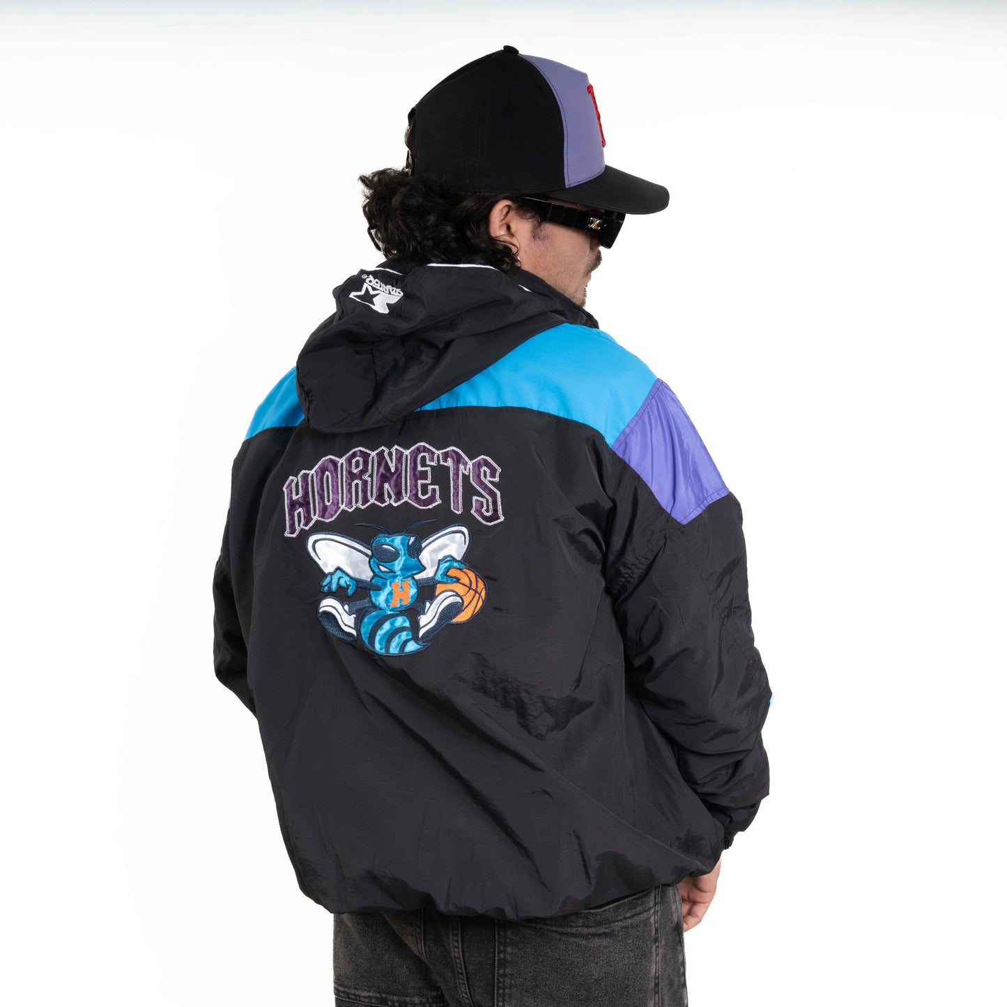 Chaquetas HORNETS negro impermeable