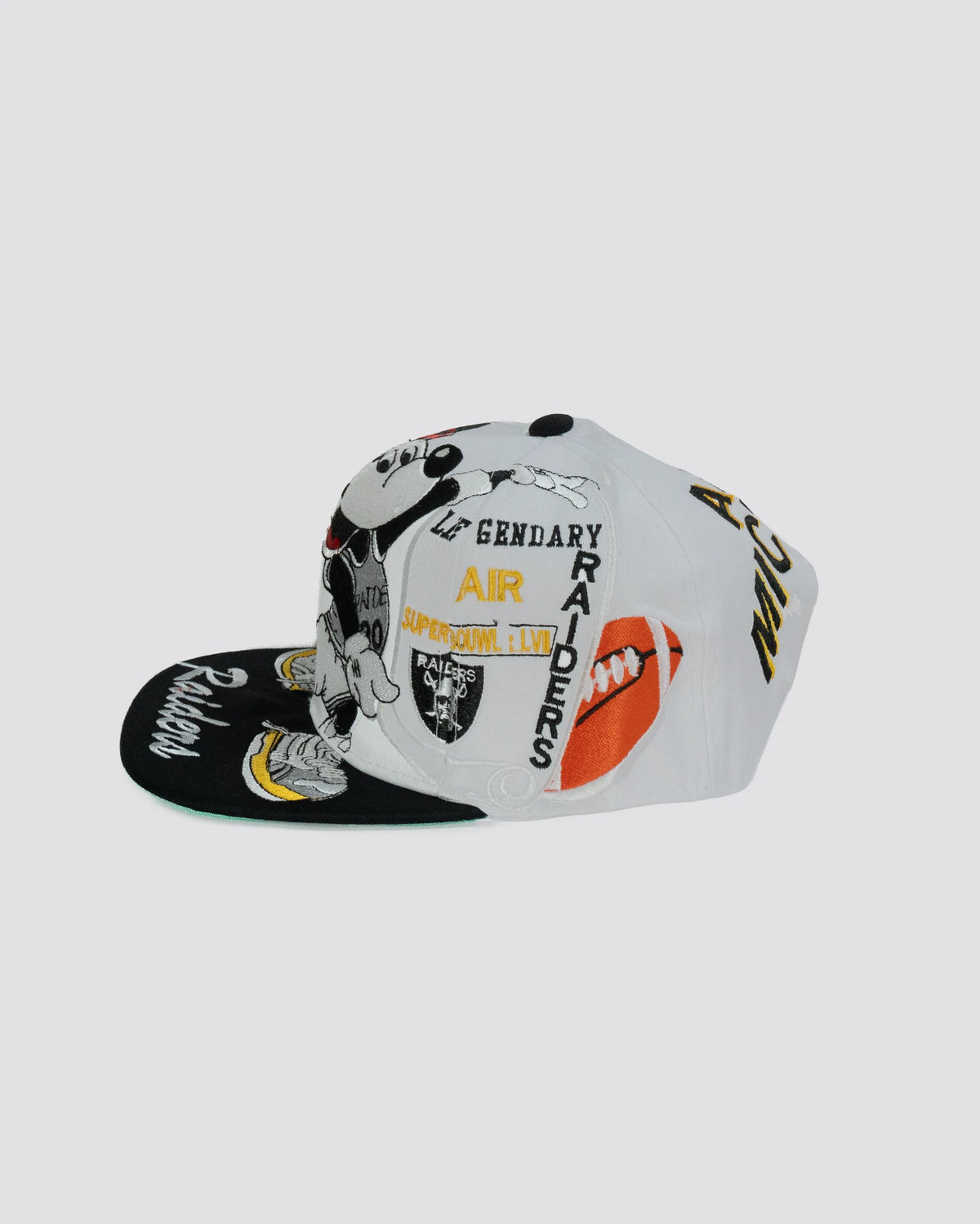 Gorra AIR MICKEY RAIDERS lado derecho