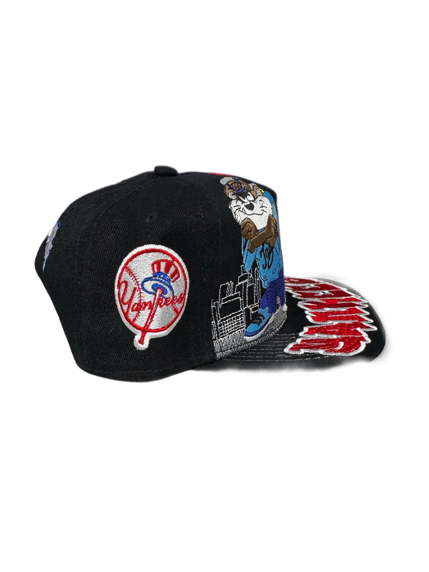 Gorra TAZ Y BUGS YANKEES