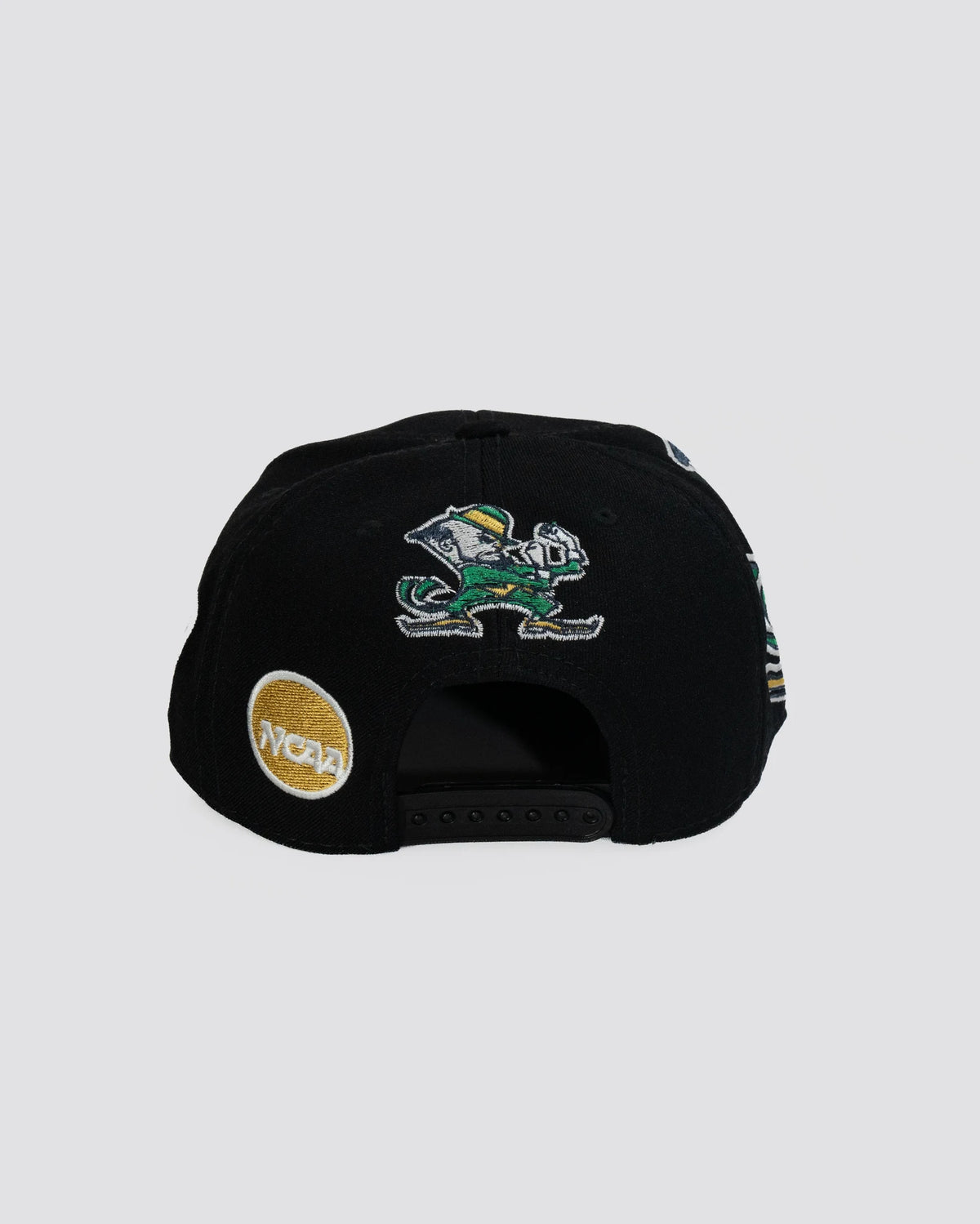 Gorra NOTRE DAME NEGRA trasera
