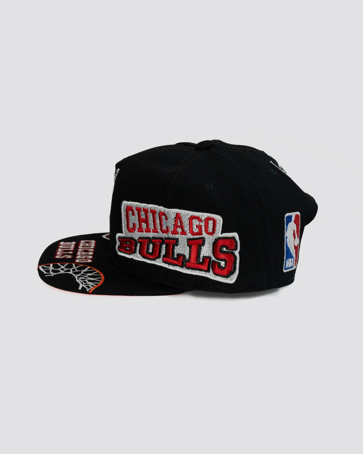 Gorra MAXi LOGO BULLS lado derecho