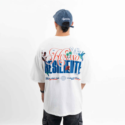 camiseta  UN HUMANO   RESILIENTE