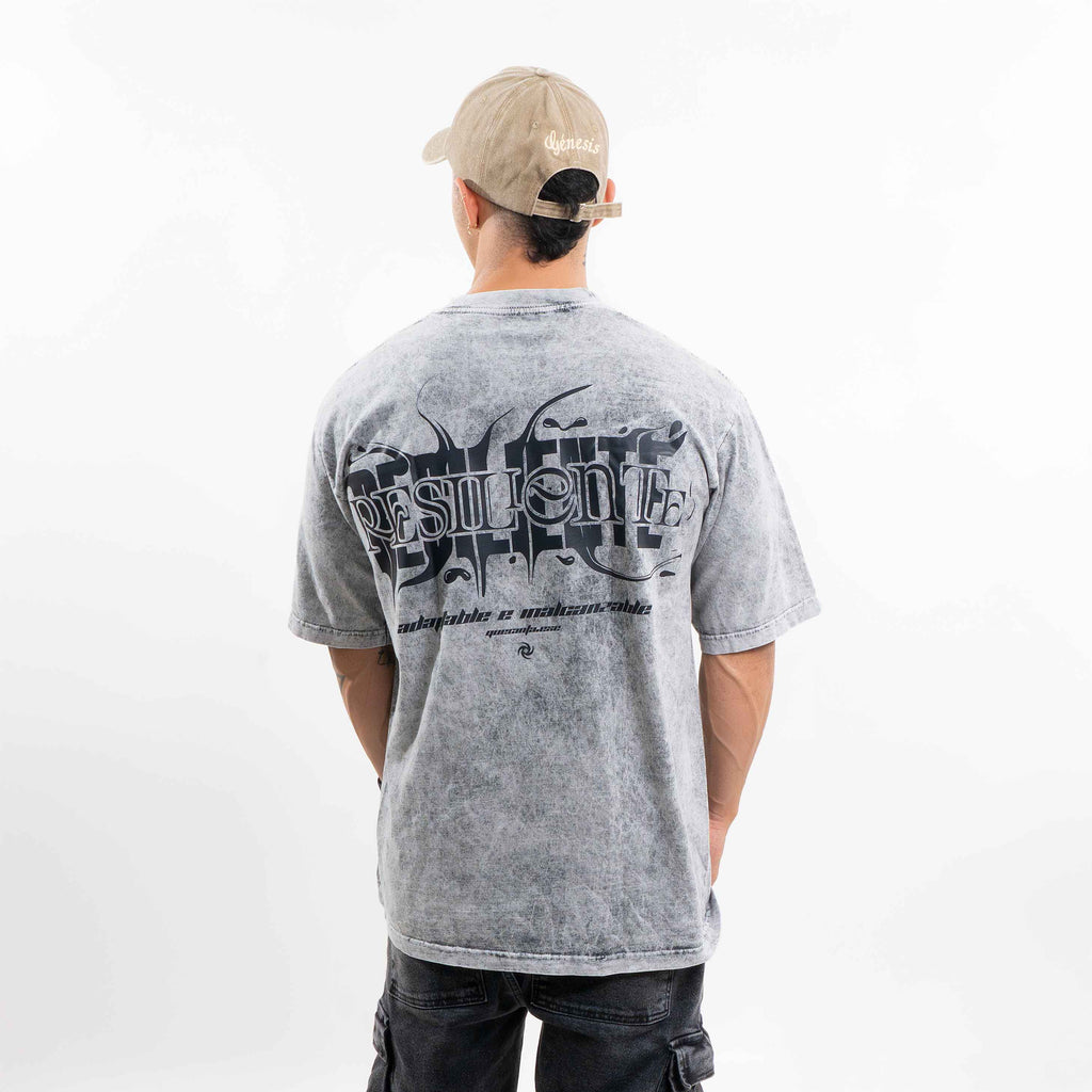 camiseta  RESILIENTE