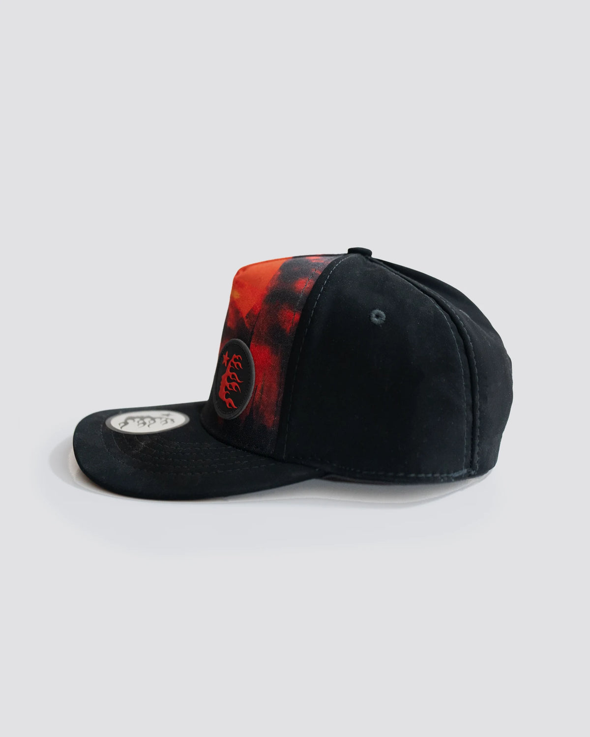 Gorra HELLSTAR LIBERTAD FUEGO lado