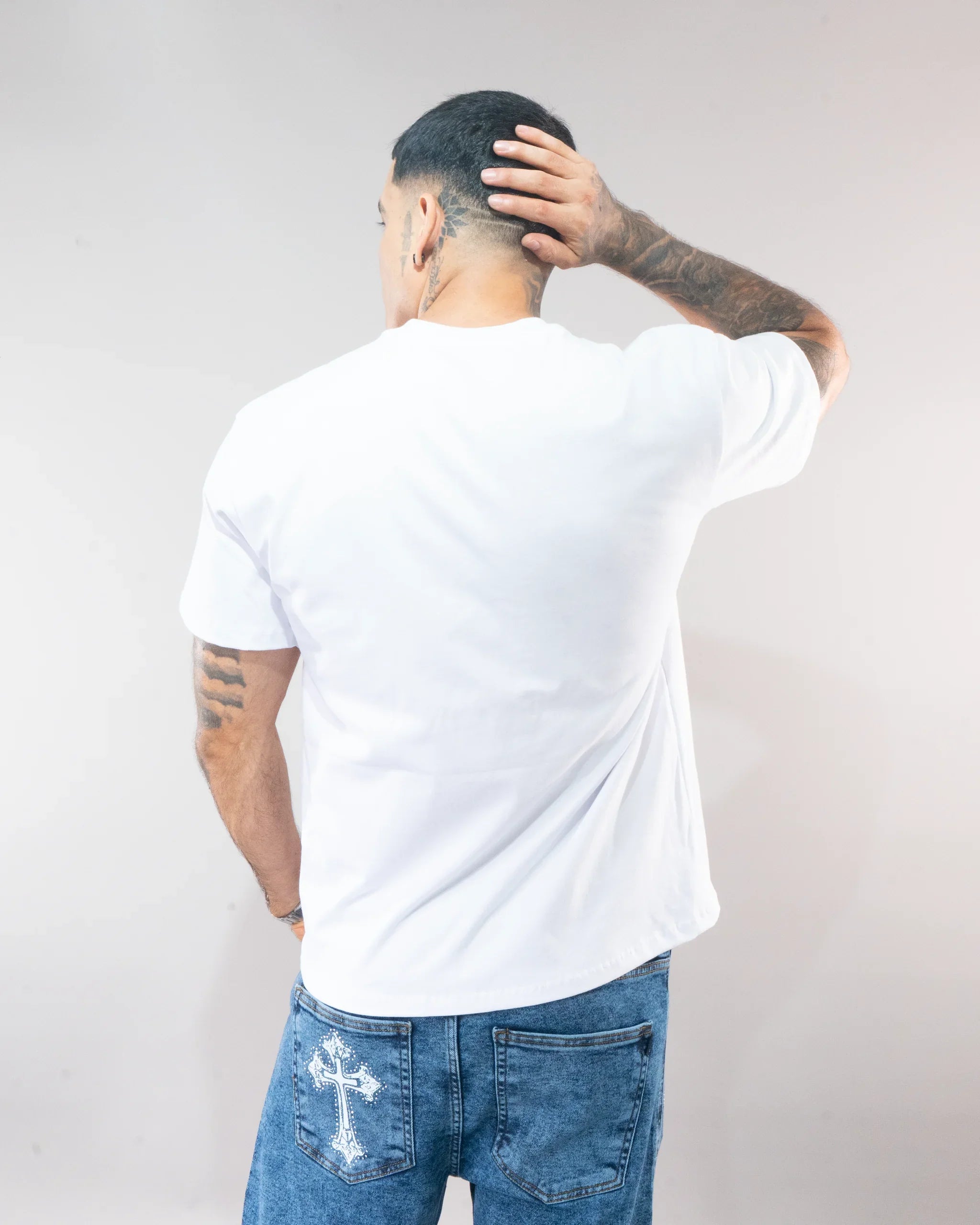 CAMISETA OWL ESSENTIAL BLANCO - horma clasica espalda